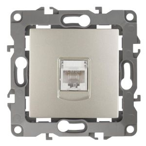 Розетка информационная RJ45 ЭРА 12 12-3107-04 Б0014726